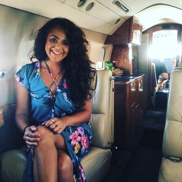 Meet your Posher, Amanda - Picture 1 of 1